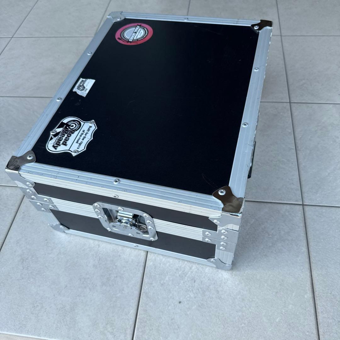 DJ機材ケース 中型 アルミ製 ステッカー付き