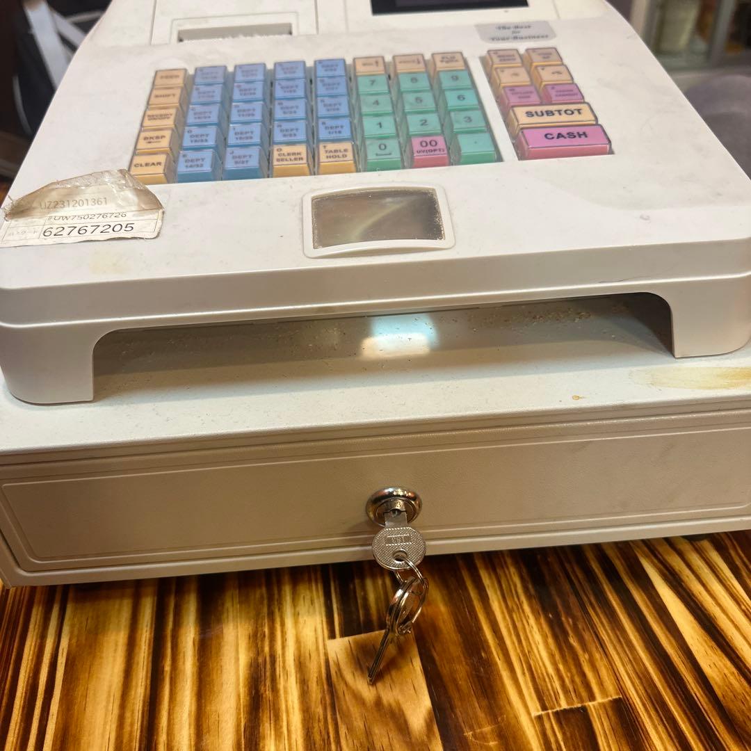 ホワイトレジスター デジタルディスプレイ付き