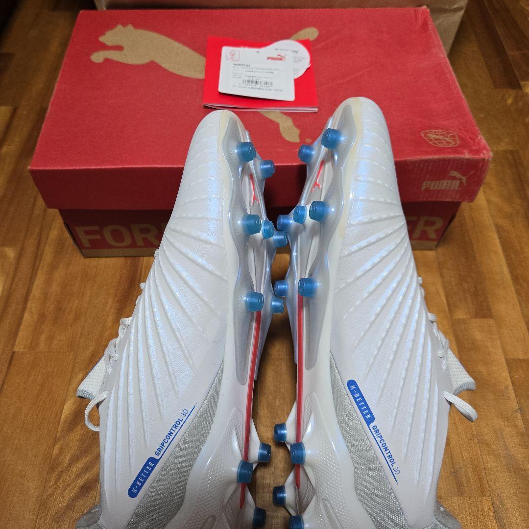 『中古美品』プーマ　キングアルティメット　FG／AG　27.5　定価26400円