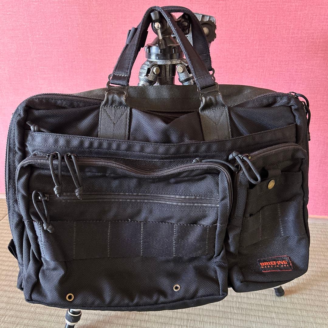 BRIEFING A4ライナー