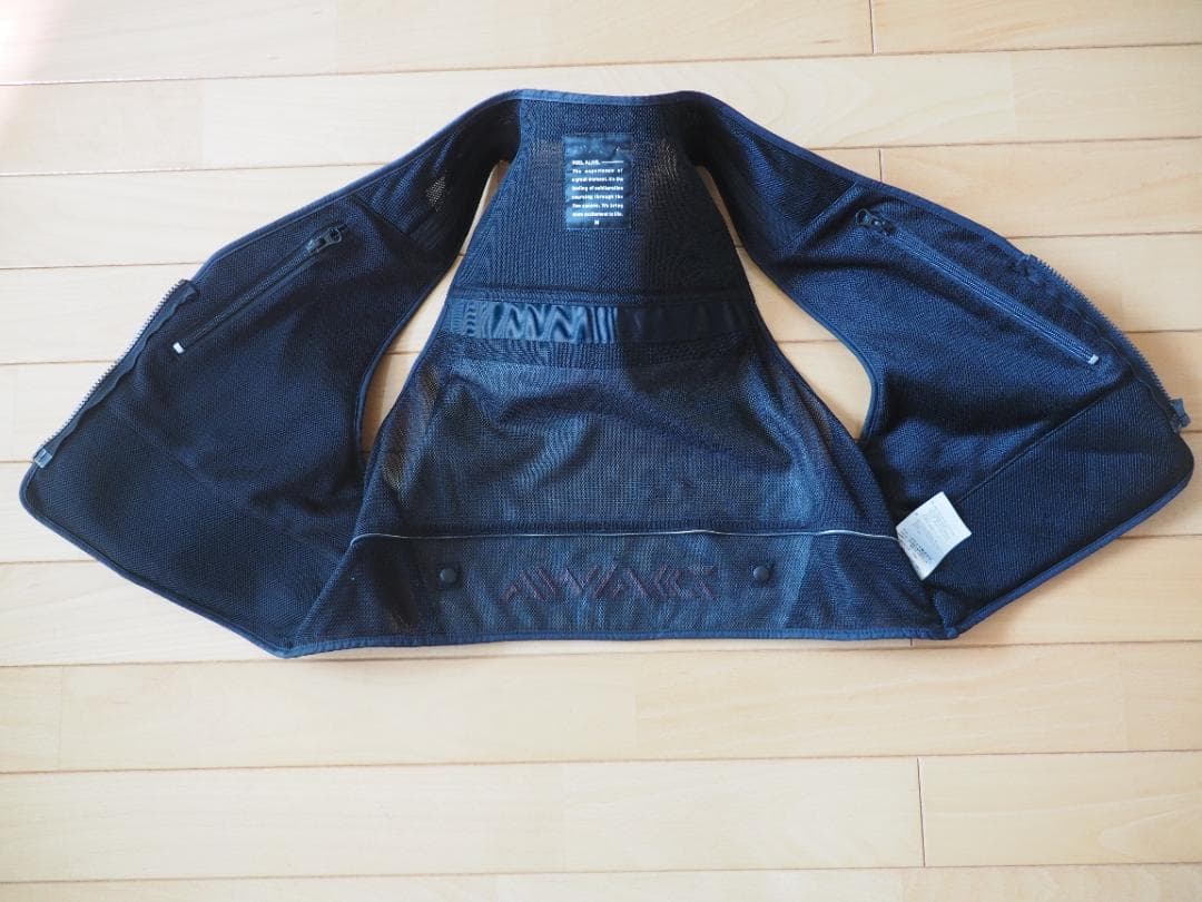 DAIWA　鮎ショートベスト　DV-2106　ブラック　M