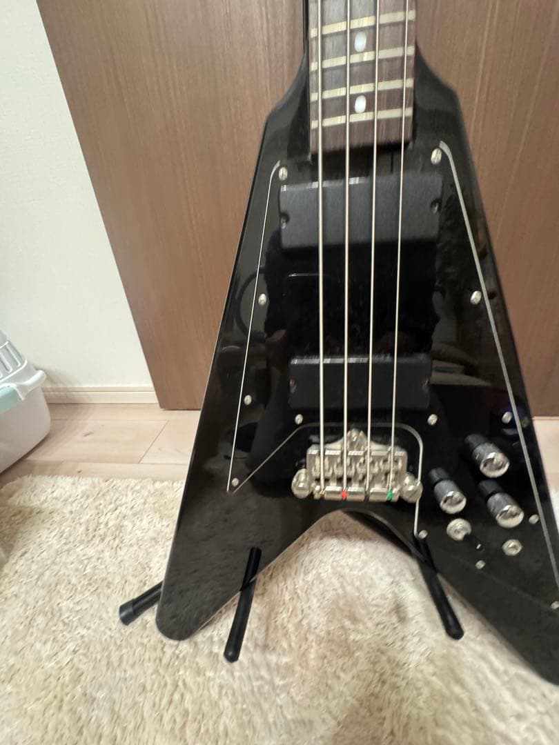 a*d様 Burny フライングVベース