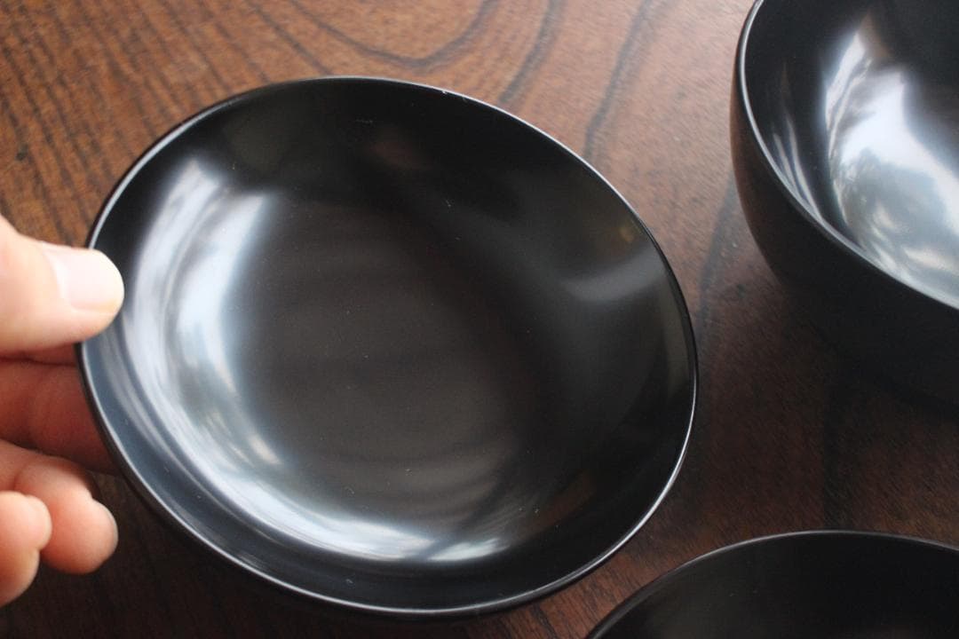 極小保管傷1箇所のみ！時代黒漆に牡丹沈金の映えるお椀２点（検輪島塗沈金椀