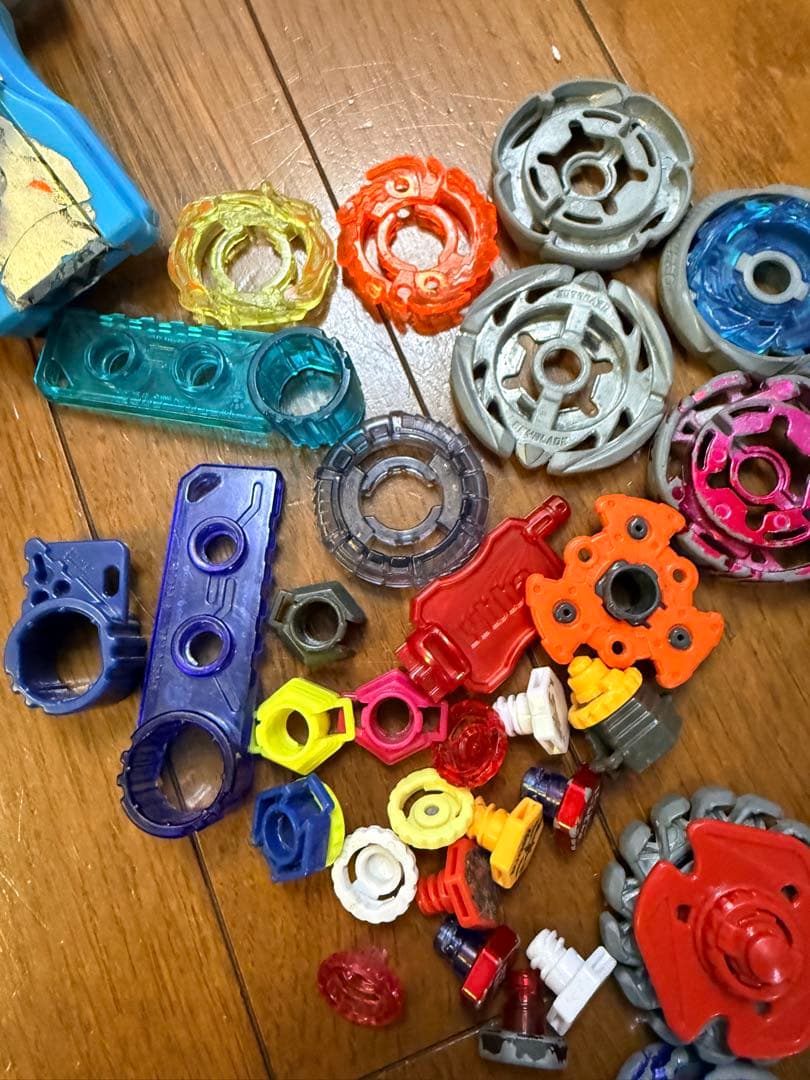 ベイブレード　バースト・メタルファイトSET