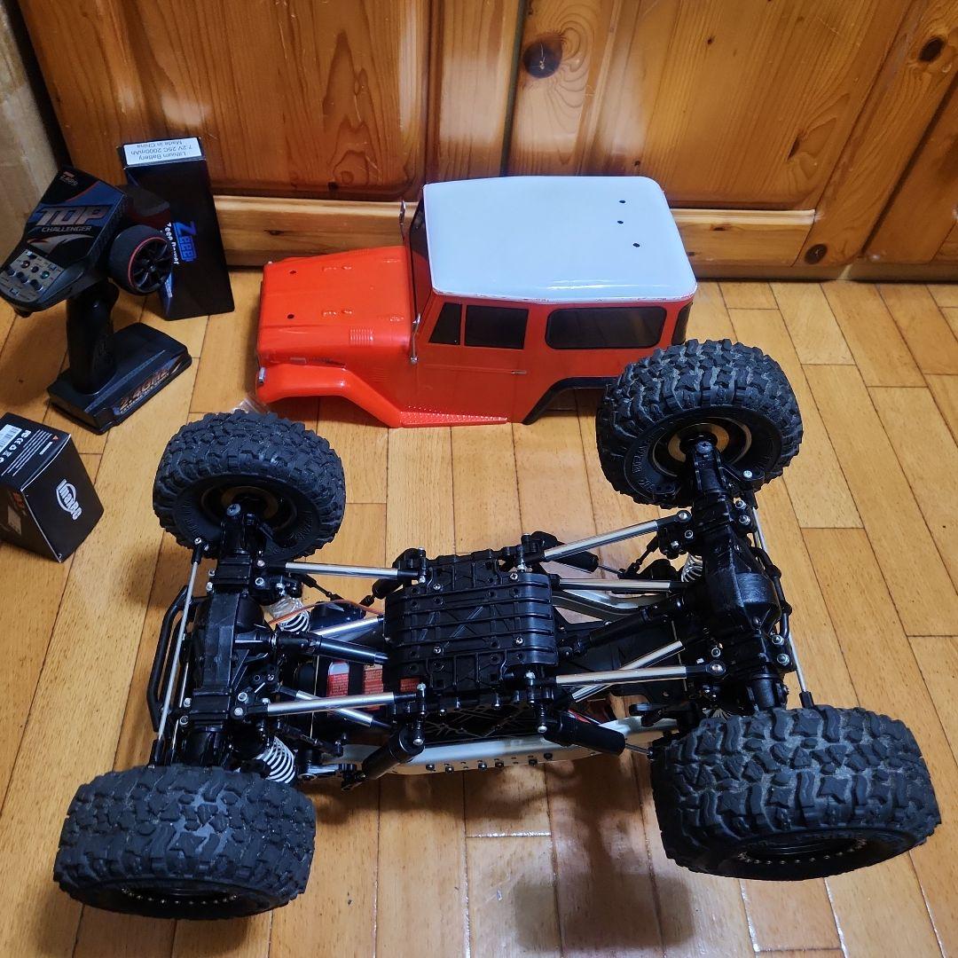 タミヤ CR-01 フルセット　電飾付　赤　ランドクルーザー　ランクル　ラジコン