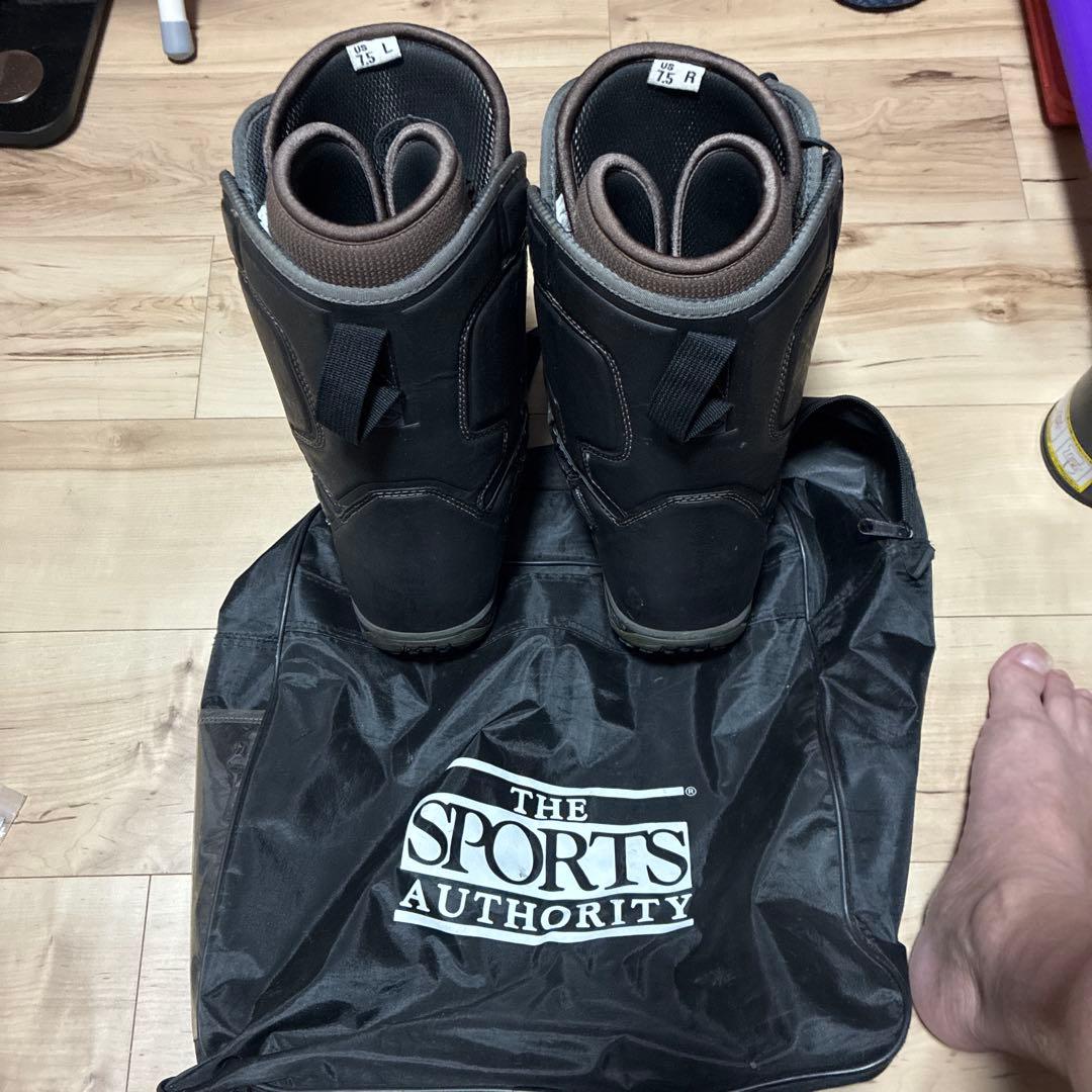 スノーボードブーツ USサイズ15 黒 ＶＡＮＳ