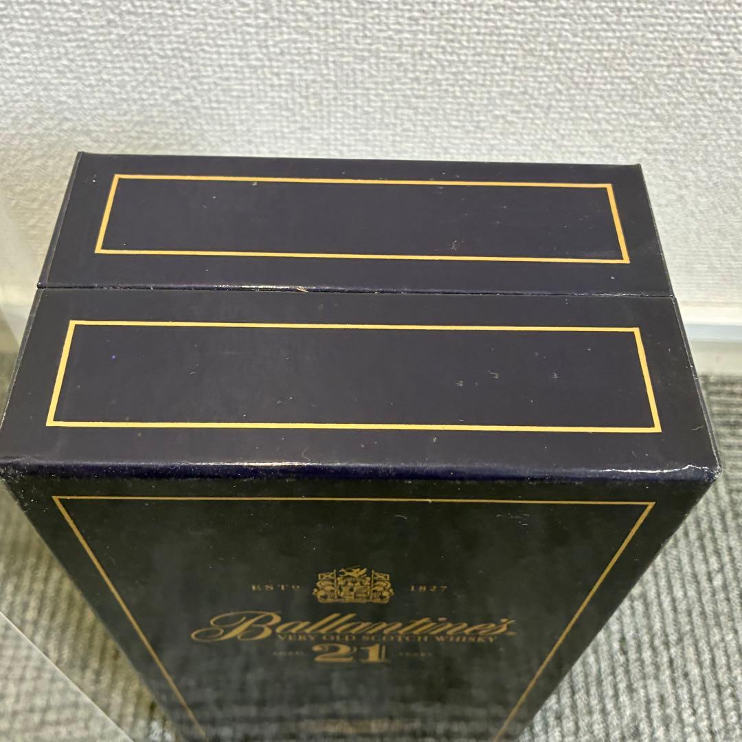 バランタイン21年スコッチウイスキー 未開封　陶器ボトル　箱/プラカバー付