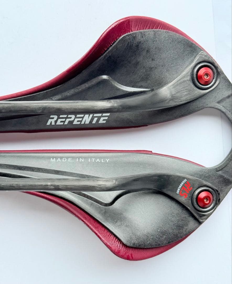 【新品】レペンテ サドル Artax GLM 142mm 超軽量 カーボン製