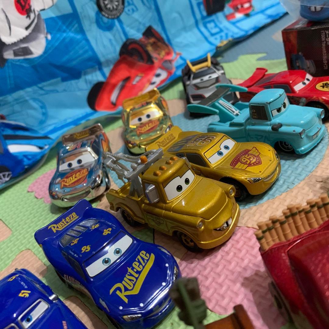カーズ　トミカ　まとめ売り