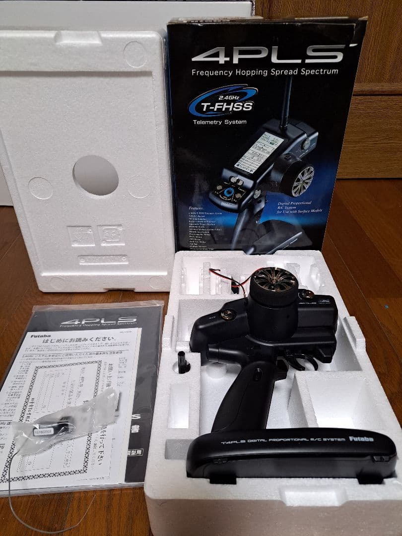 未使用Futaba 4PLS テレメトリーシステムバッテリーセット