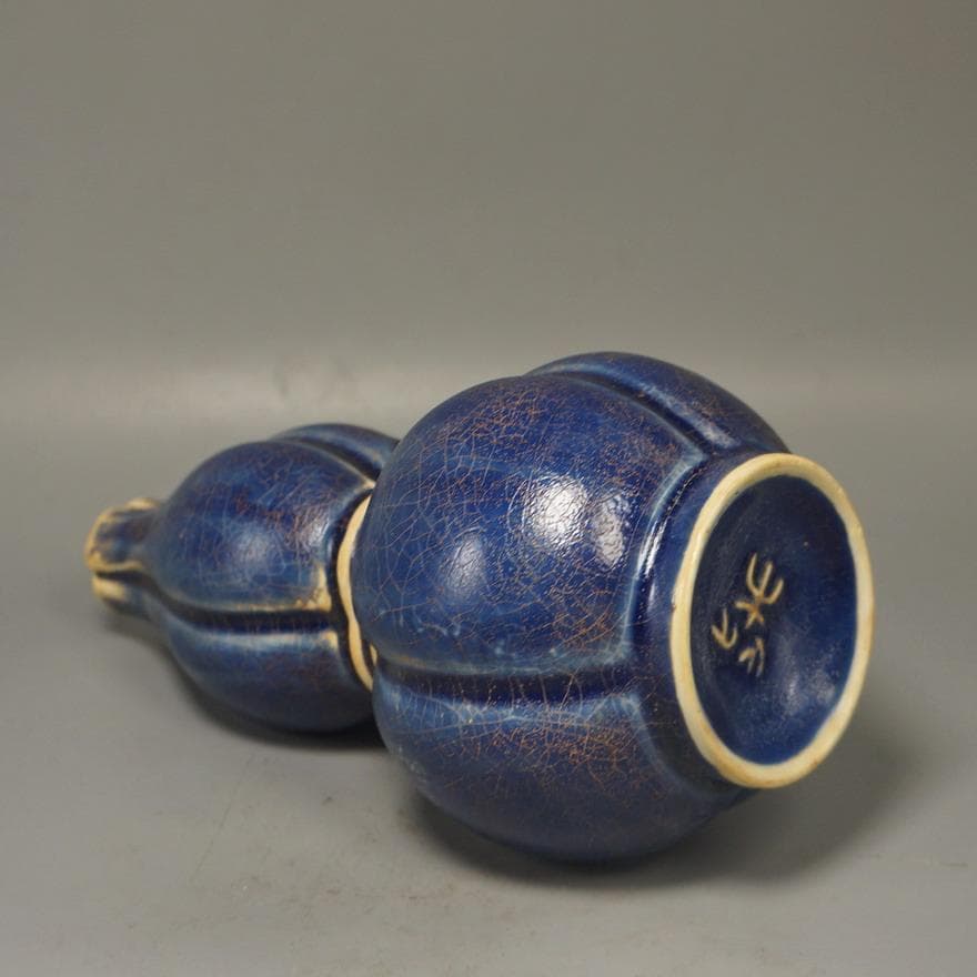 宋代柴窯藍釉葫蘆瓶　陶器　花瓶　飾り壺