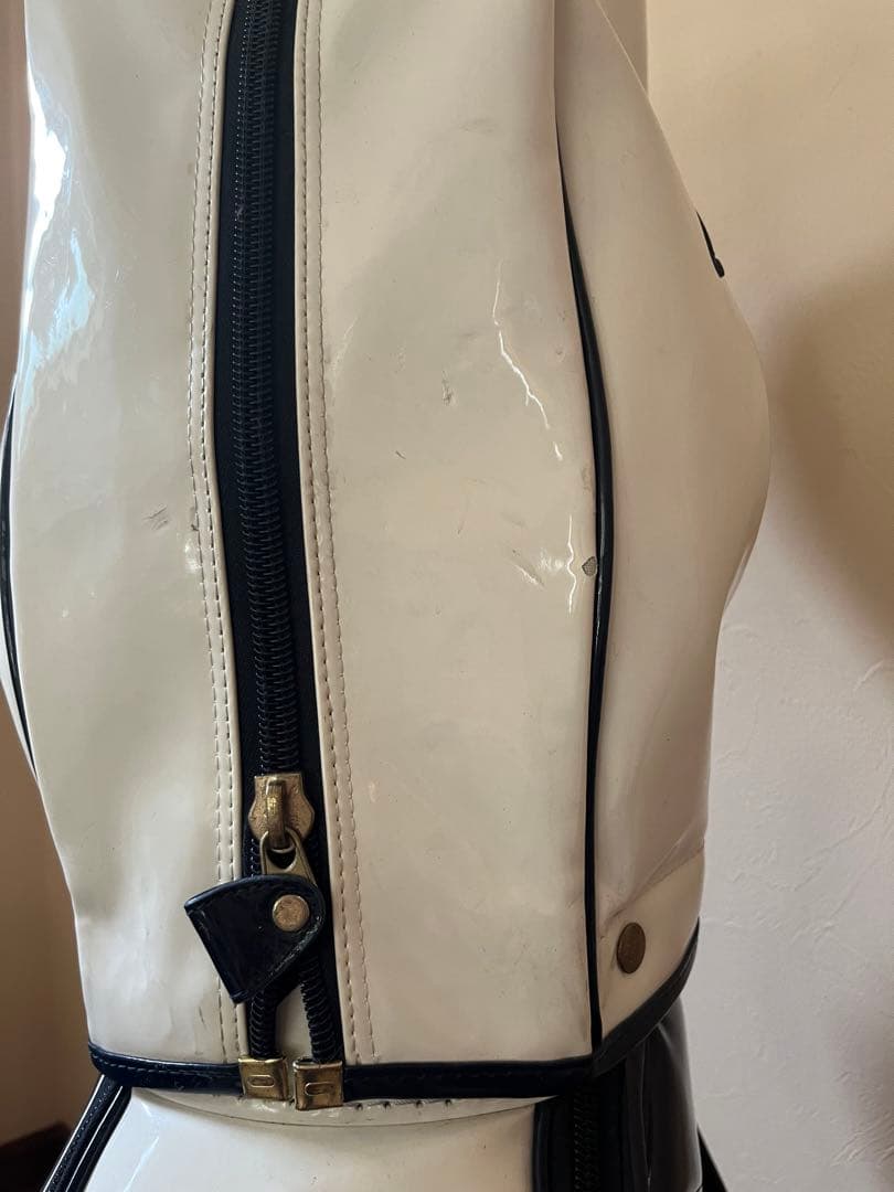 パーリーゲイツ　エナメル　キャディバッグ