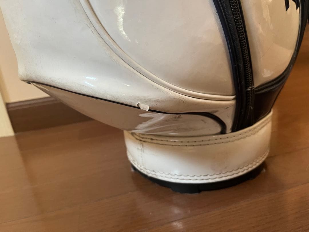 パーリーゲイツ　エナメル　キャディバッグ