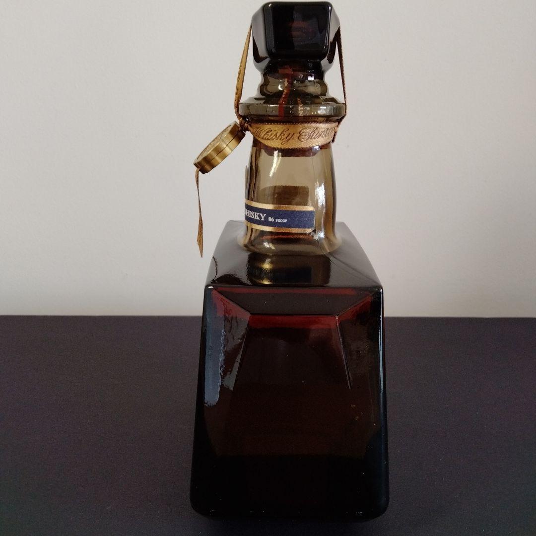 サントリーウイスキー　ローヤル　プレミアム12年　青ラベル