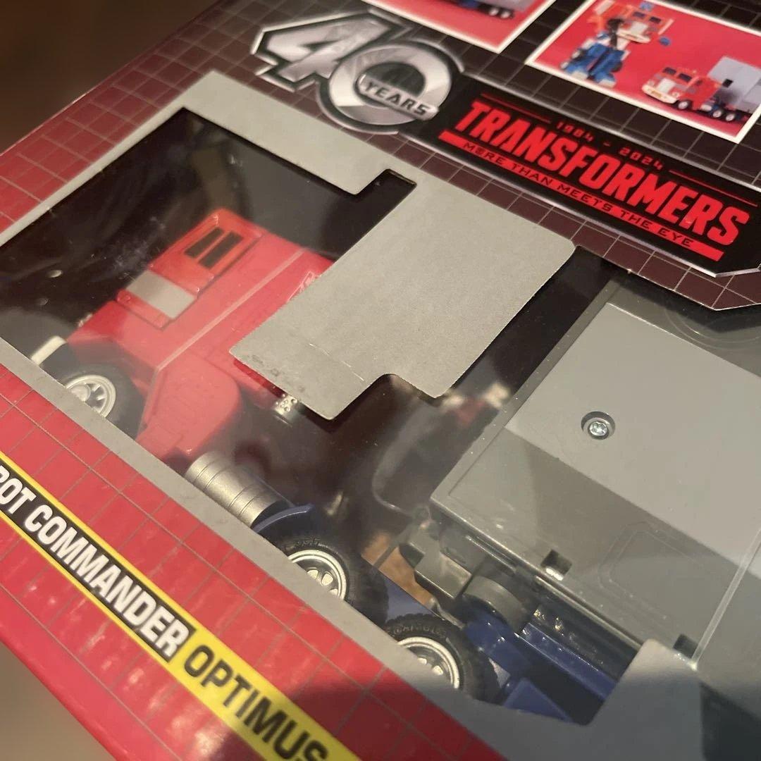 40周年　トランスフォーマー 新品未開封