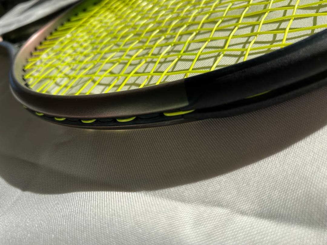 Wilson Blade V8 100L 285g テニスラケット