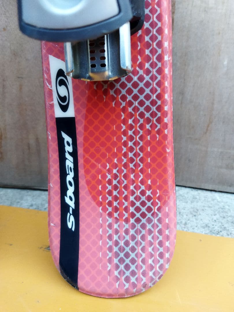 サロモン　SALOMON　S−board ショートスキー　板　赤　レッド