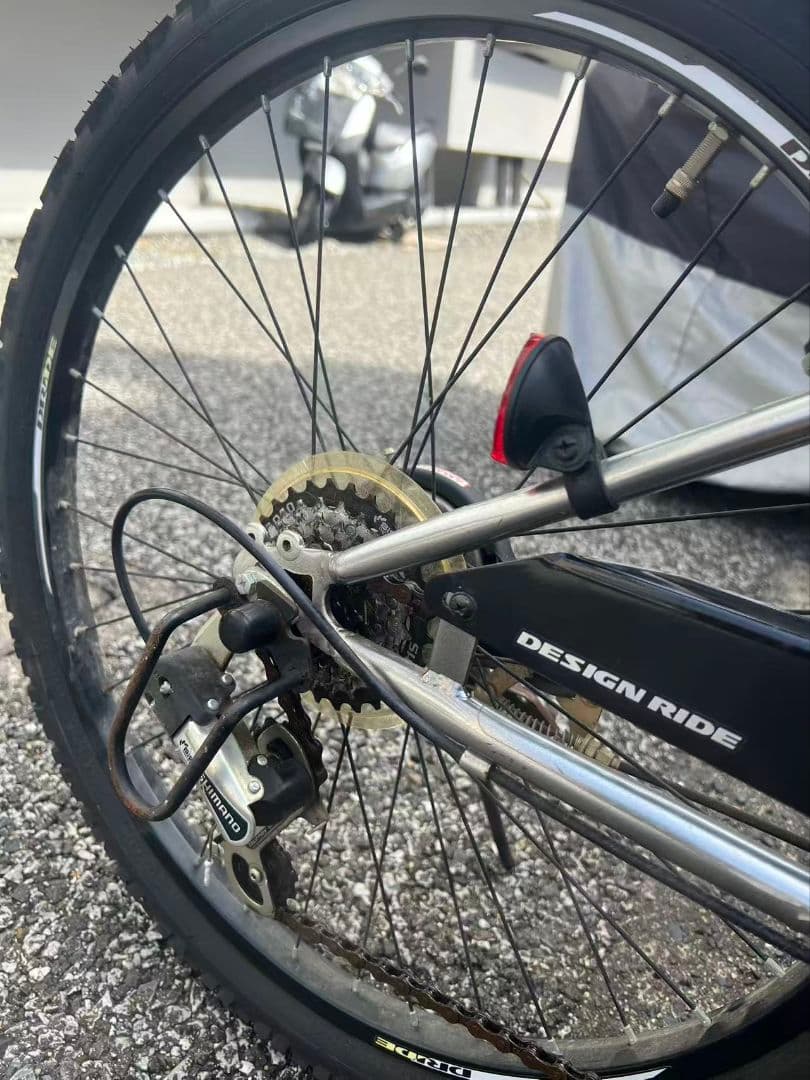 あさひ　ドライド24インチ　カラーシルバー　6段ギアスピードウォッチ付