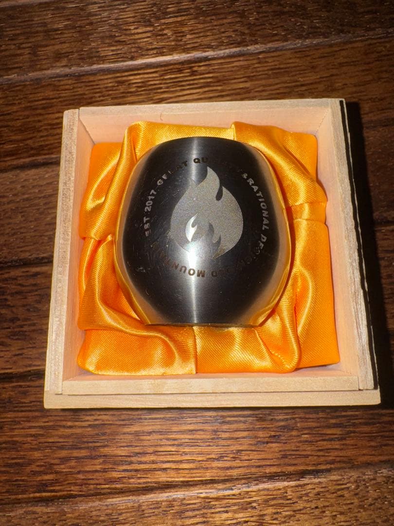 old mountain ぐい飲み　チタン　GUINOMI