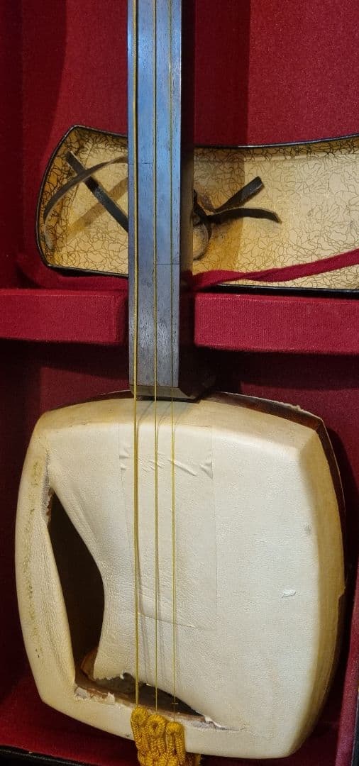 津軽三味線　 (検索)骨董/和楽器/弦楽器/三線/太棹三味線