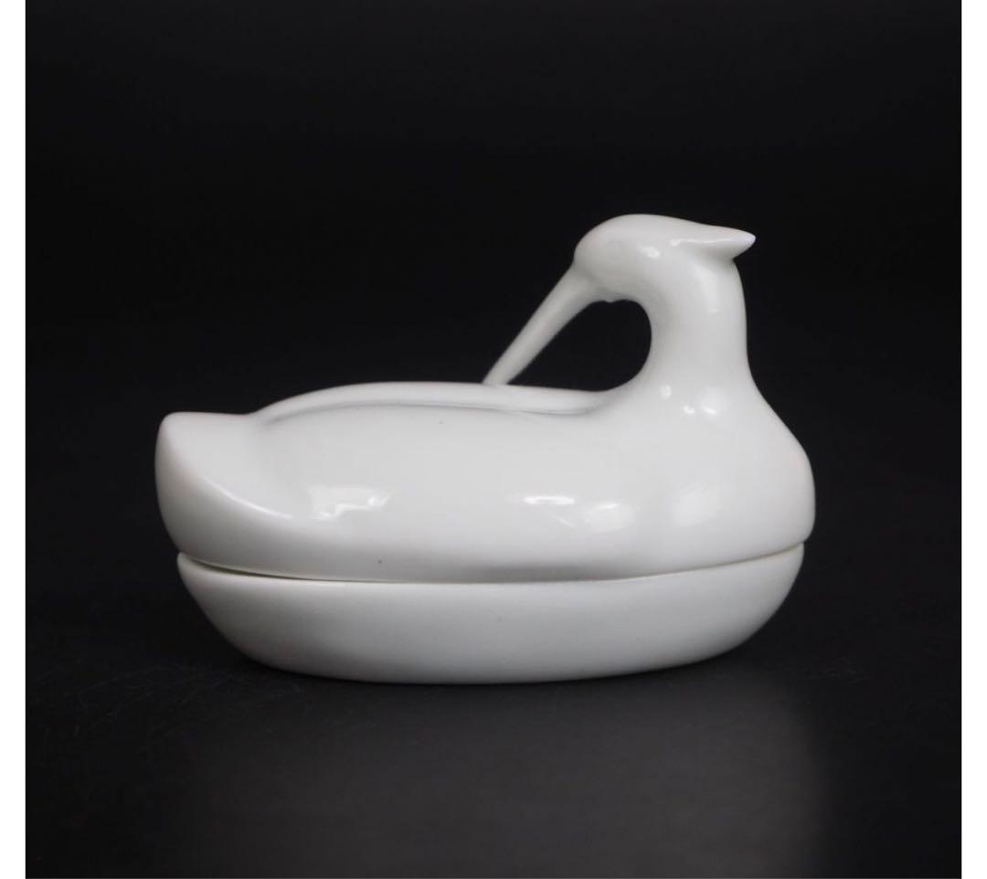 送料無料　人間国宝13代酒井田柿右衛門作 　幻の鷺香合　共箱真作保証茶道具華道具