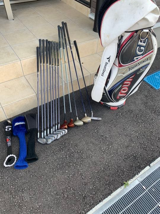 ゴルフバックとゴルフクラブセット