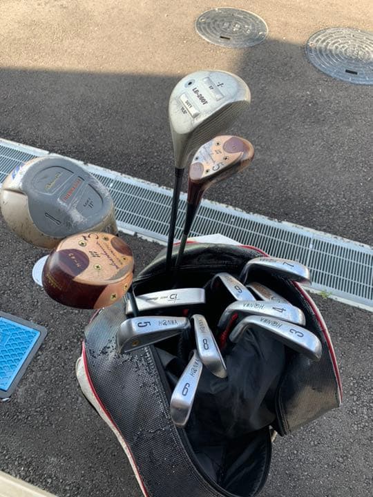 ゴルフバックとゴルフクラブセット