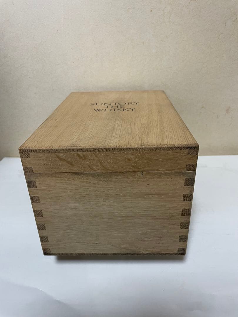 サントリー有田焼空き瓶や空箱