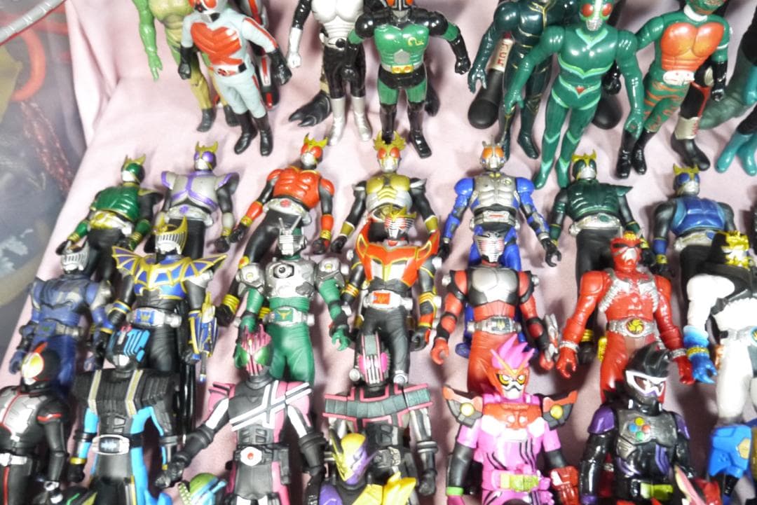 ライダーヒーローシリーズ　ビッグサイズソフビフィギュアなど　111体セット