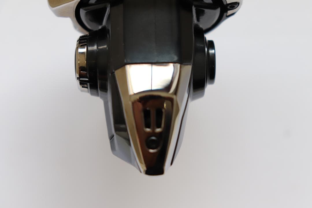 【美品 淡水使用のみ】シマノ19ヴァンキッシュC2500SXG バンキッシュ