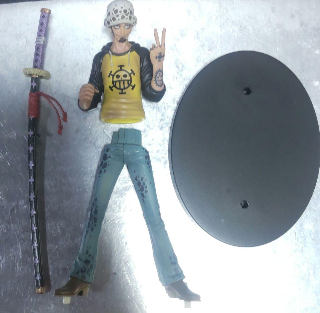 ONE PIECE 【ベポ ＆トラファルガー・ロー】 ハートの海賊団 フィギュア