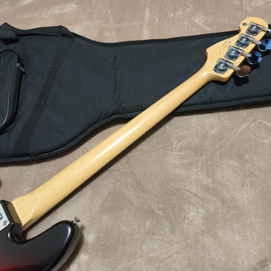 ベース Fender USA Highway One Jazz Bass BADASS