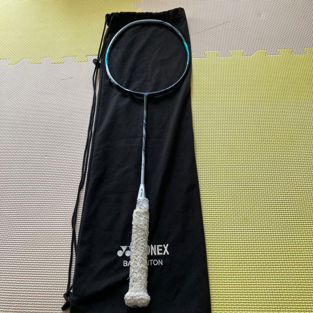 ジャンク品　YONEX アストロクス88D PRO 専用ケース付き