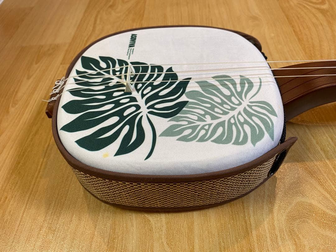 三線 【ウッド三線】 ASOVIVA (布ケース付き)