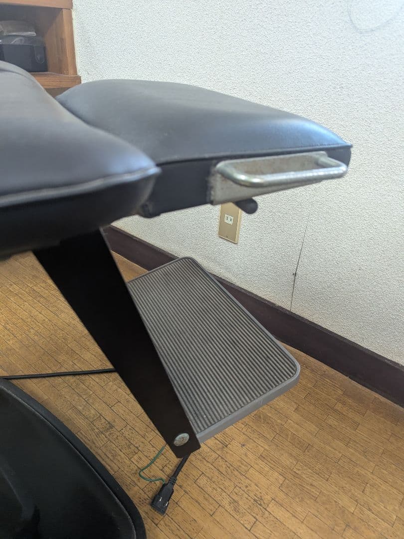 タカラベルモント 上下電動シャンプーチェアー 中古品