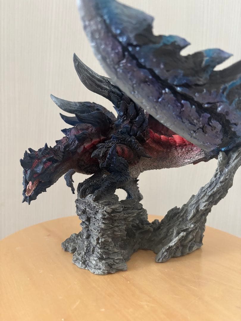 【貴重】ディノバルド クリエイターズモデル 初版版 モンスターハンター カプコン