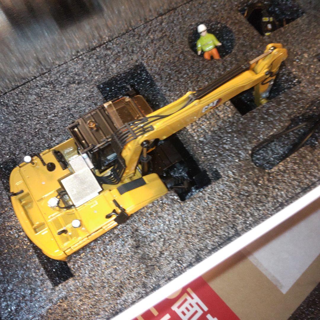 CAT M318 ウィールドエクスカベーター 1:50