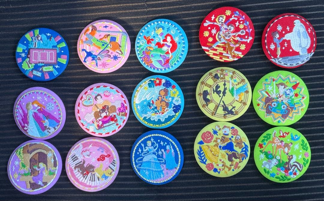 Disney Characters 刺繍缶バッジ2 コンプリート15個　⑦