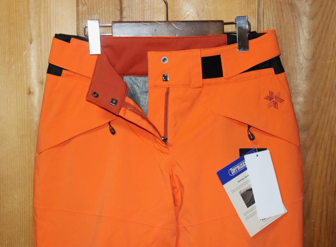 新品 ゴールドウイン Gソリッド カラー 中綿 スキーパンツ (4/XL)Ⓗ