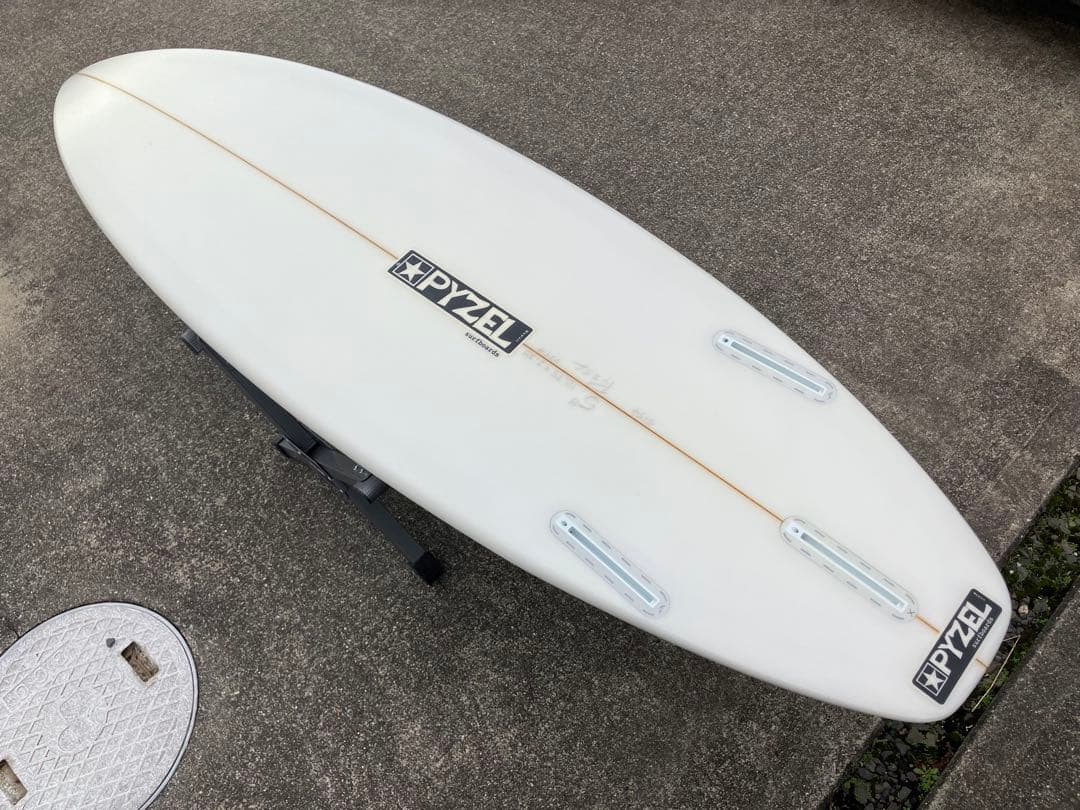 PYZELサーフボード中古