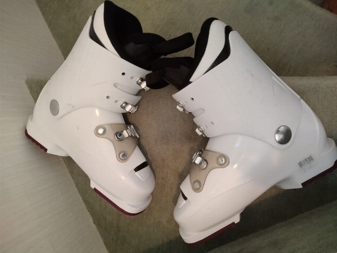 【状態良好☆】23.0/23.5cm　ATOMICスキーブーツ♪　送料無料！