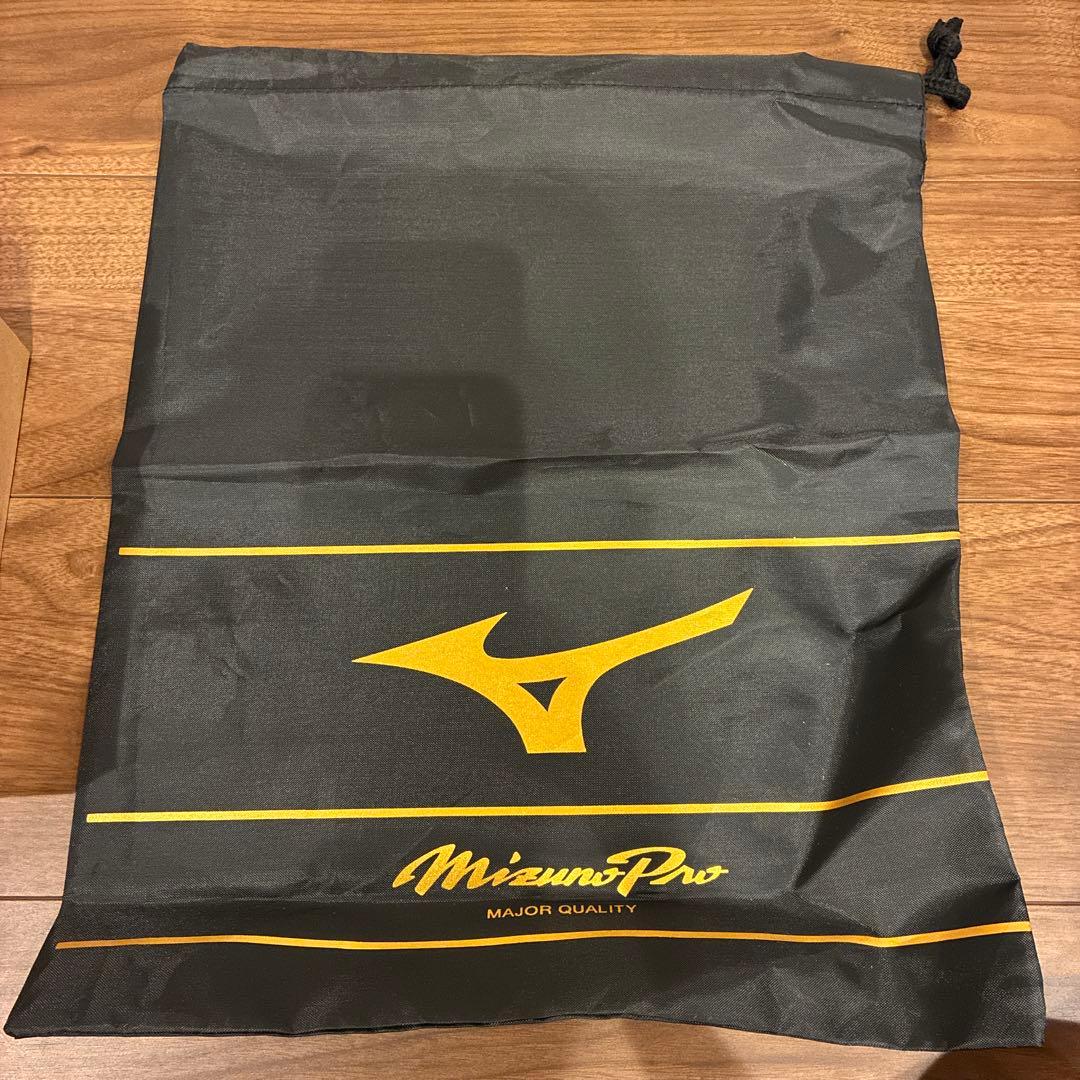 [ミズノ] ウエーブ ライトレボラン プロ ネイビー×ゴールド 26.0CM