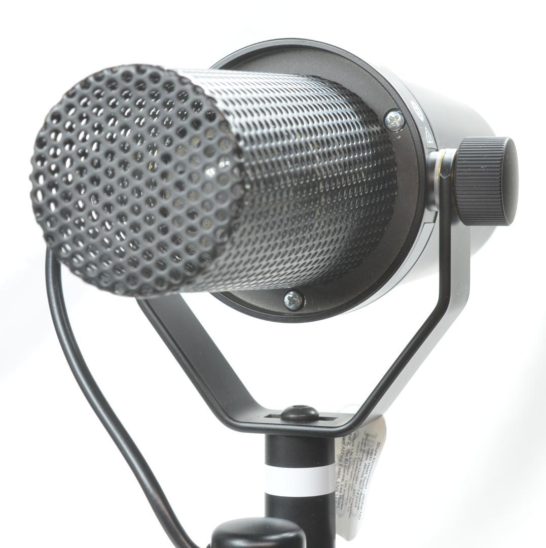 SHURE SM7dB 本物保証 (基板、QRコード確認済み) プリアンプ内蔵