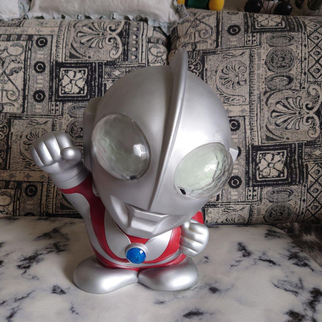 ウルトラマン フィギュア シルバー 赤 約20cm