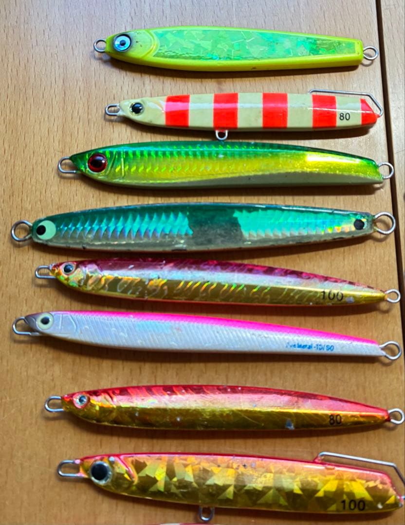 メタルジグ　ジグケース　28本セット　まとめ売り　青物、タチウオ 等