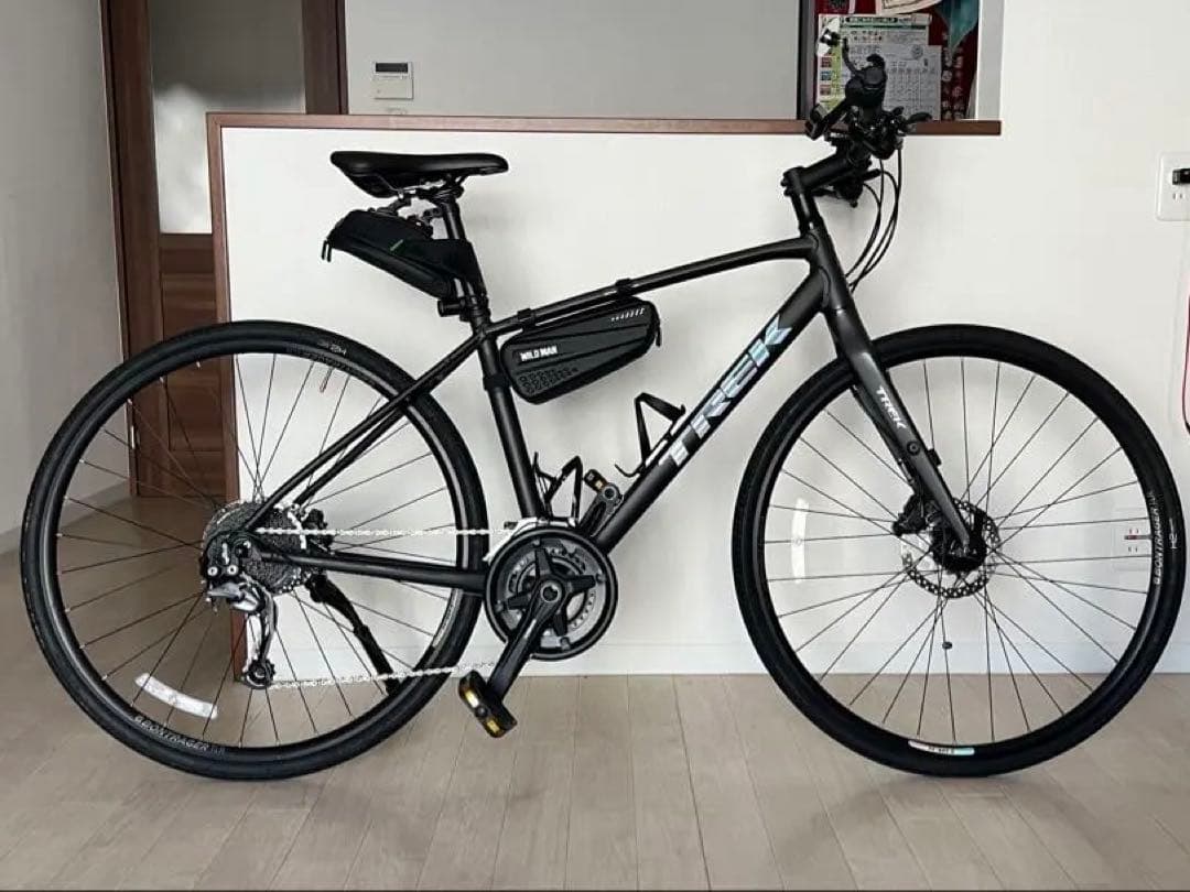 送料込 超美品 TREK FX3 2021 DISK Mサイズ