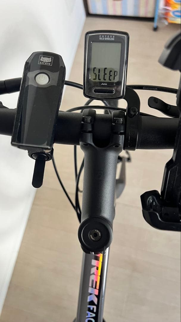 送料込 超美品 TREK FX3 2021 DISK Mサイズ