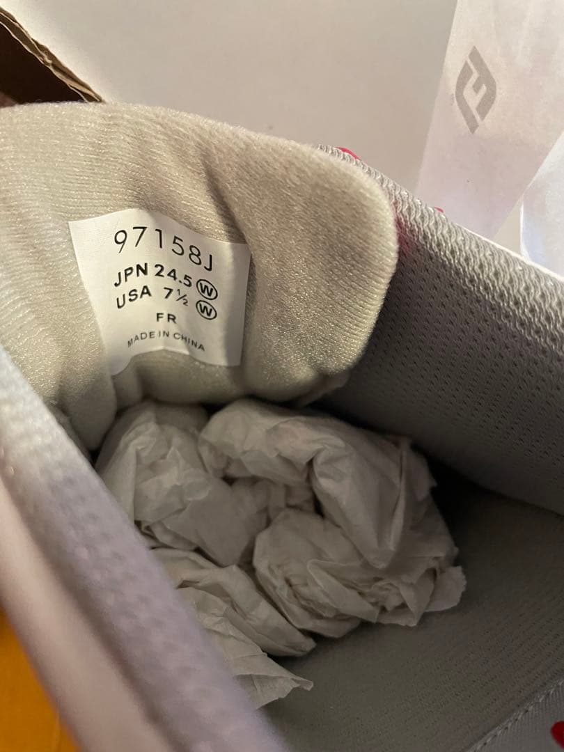 フットジョイ　スパイク　ゴルフ用　レディース　新品未利用