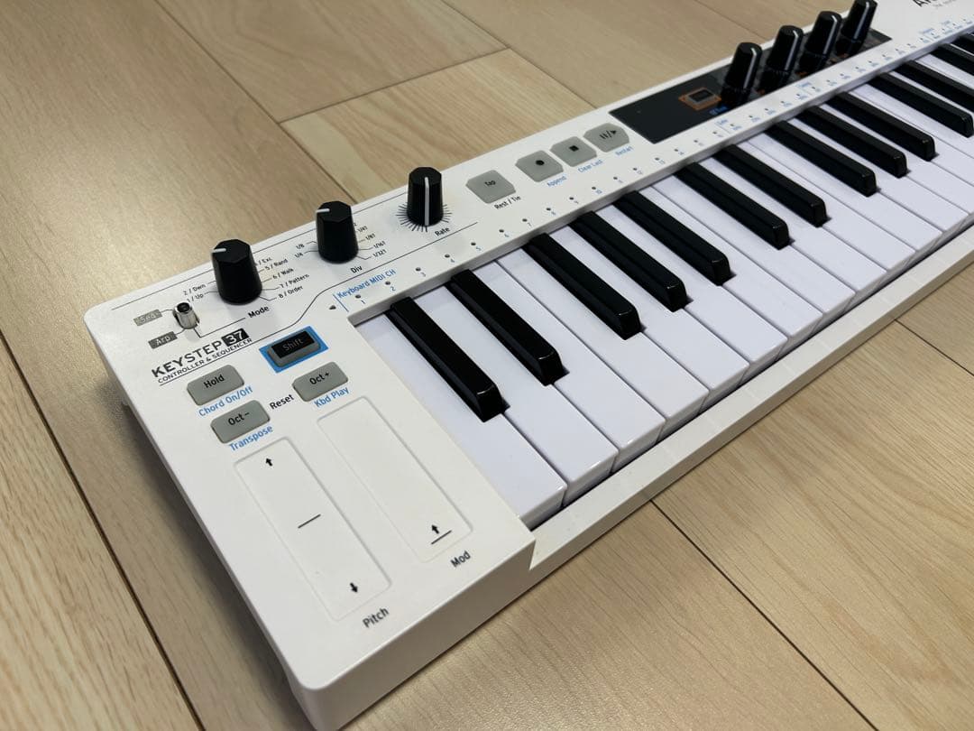 ARTURIA MIDIキーボード コントローラー KeyStep 37