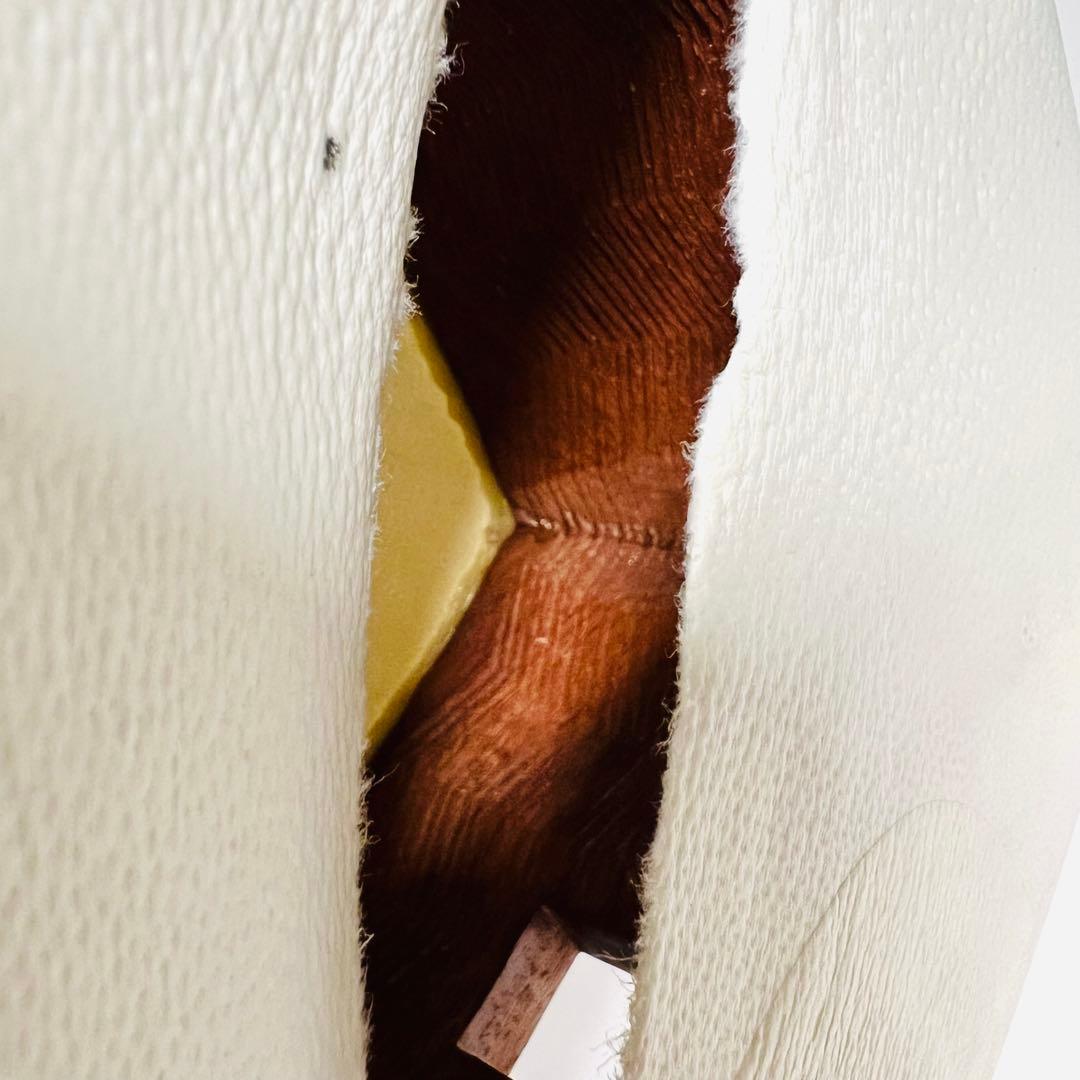 三味線　ハードケース付　紅木 綾杉胴 金細